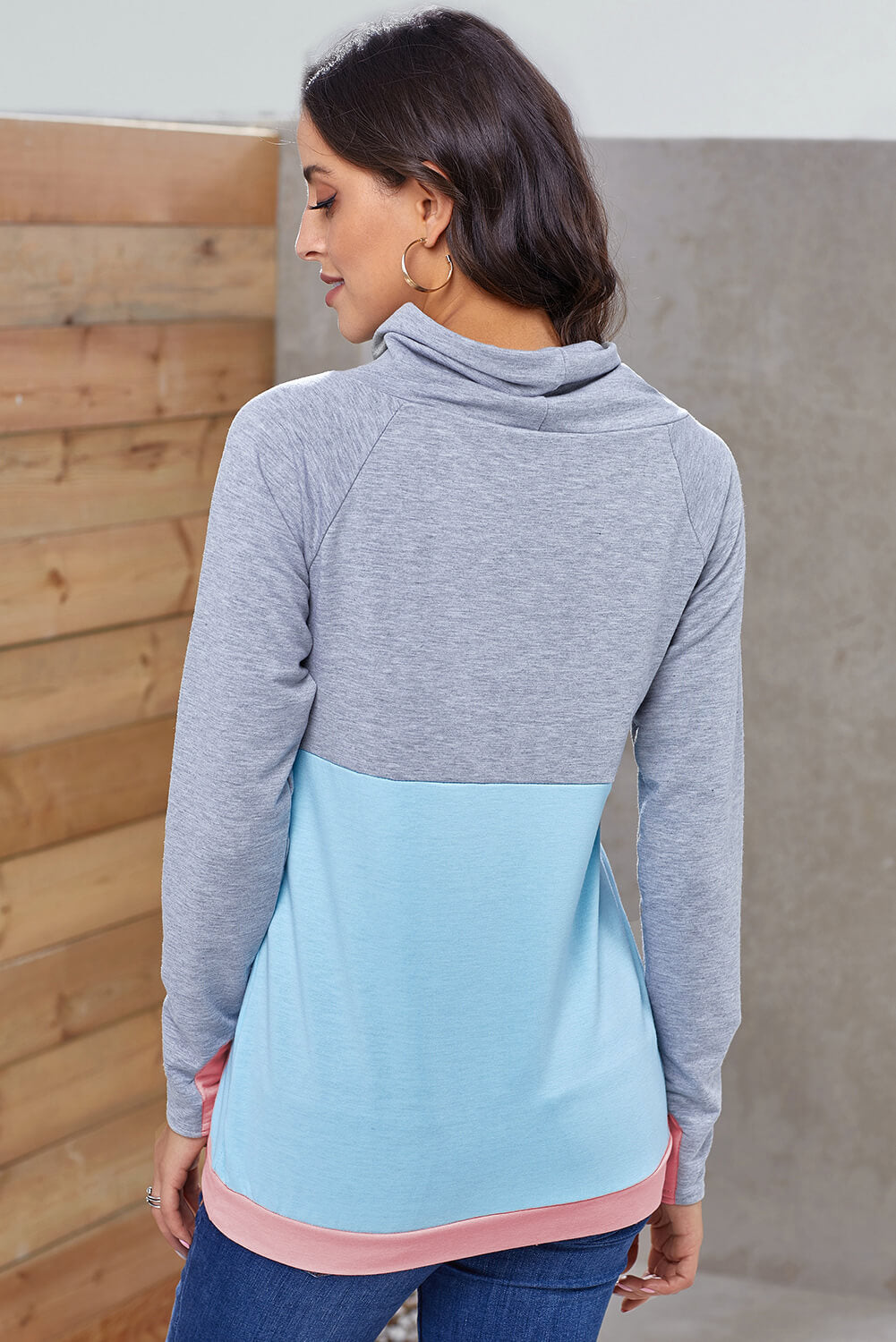 Women’s Color Block Raglan Sleeve Drawstring Sweatshirt