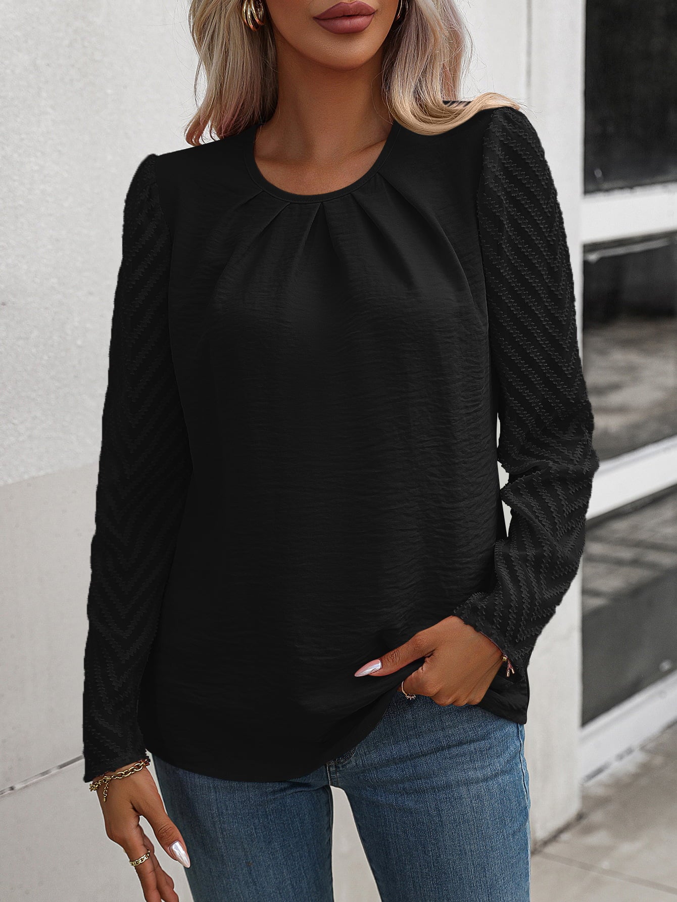 Women’s Ruched Round Neck Puff Sleeve Blouse