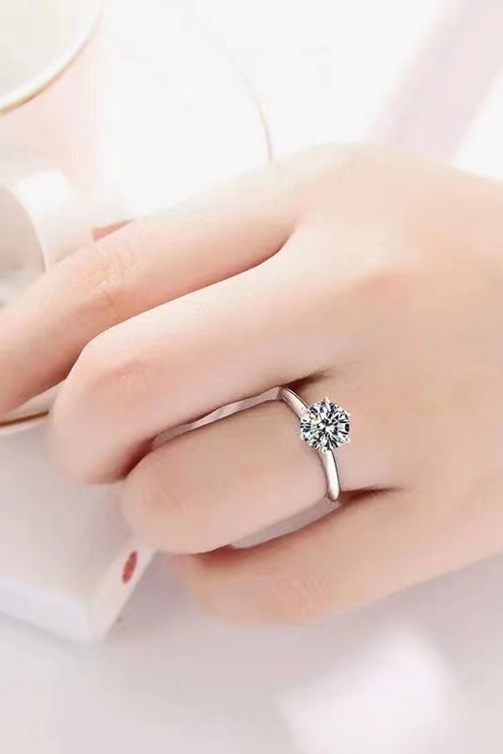 Women’s 925 Sterling Silver Moissanite 6-Prong Ring