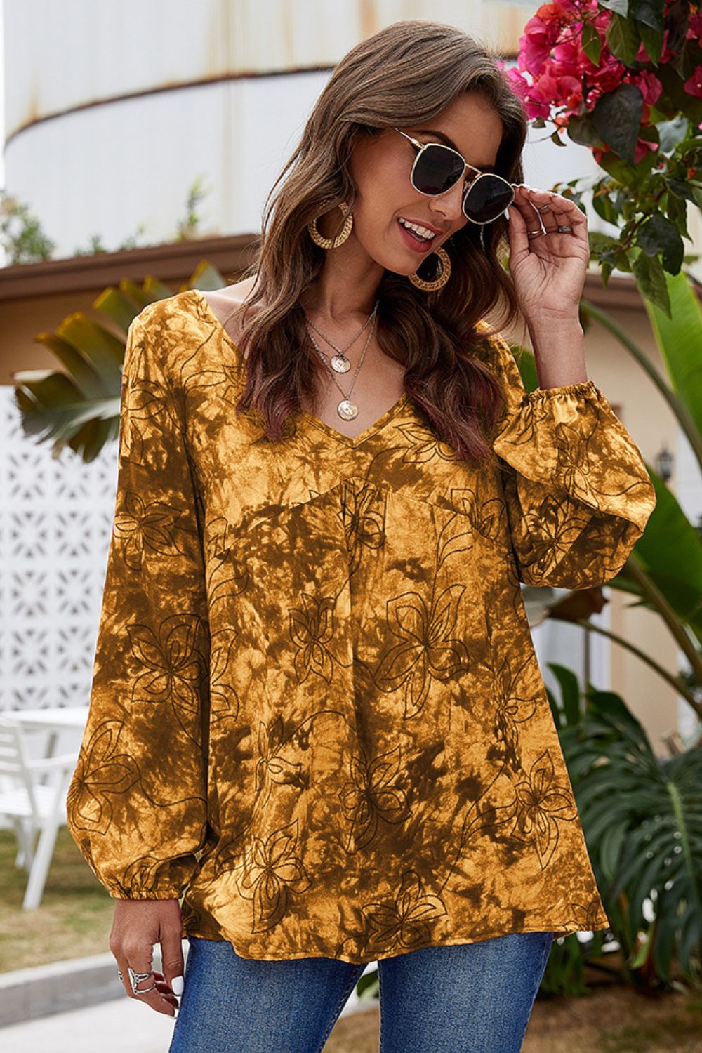 Women’s V-Neck balloon Sleeve Floral Blouse