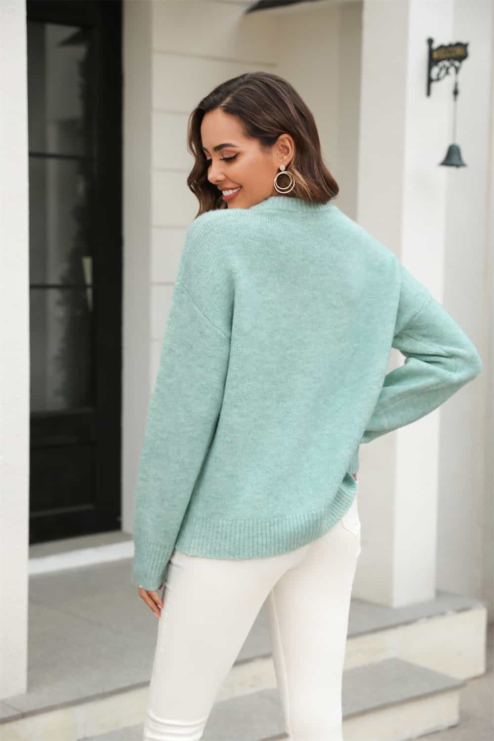 Women’s Round Neck Ribbed Long Sleeve Sweater