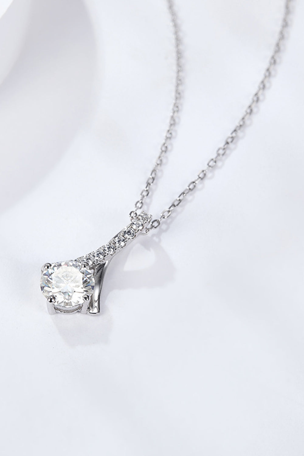 Women’s Special Occasion 1 Carat Moissanite Pendant Necklace