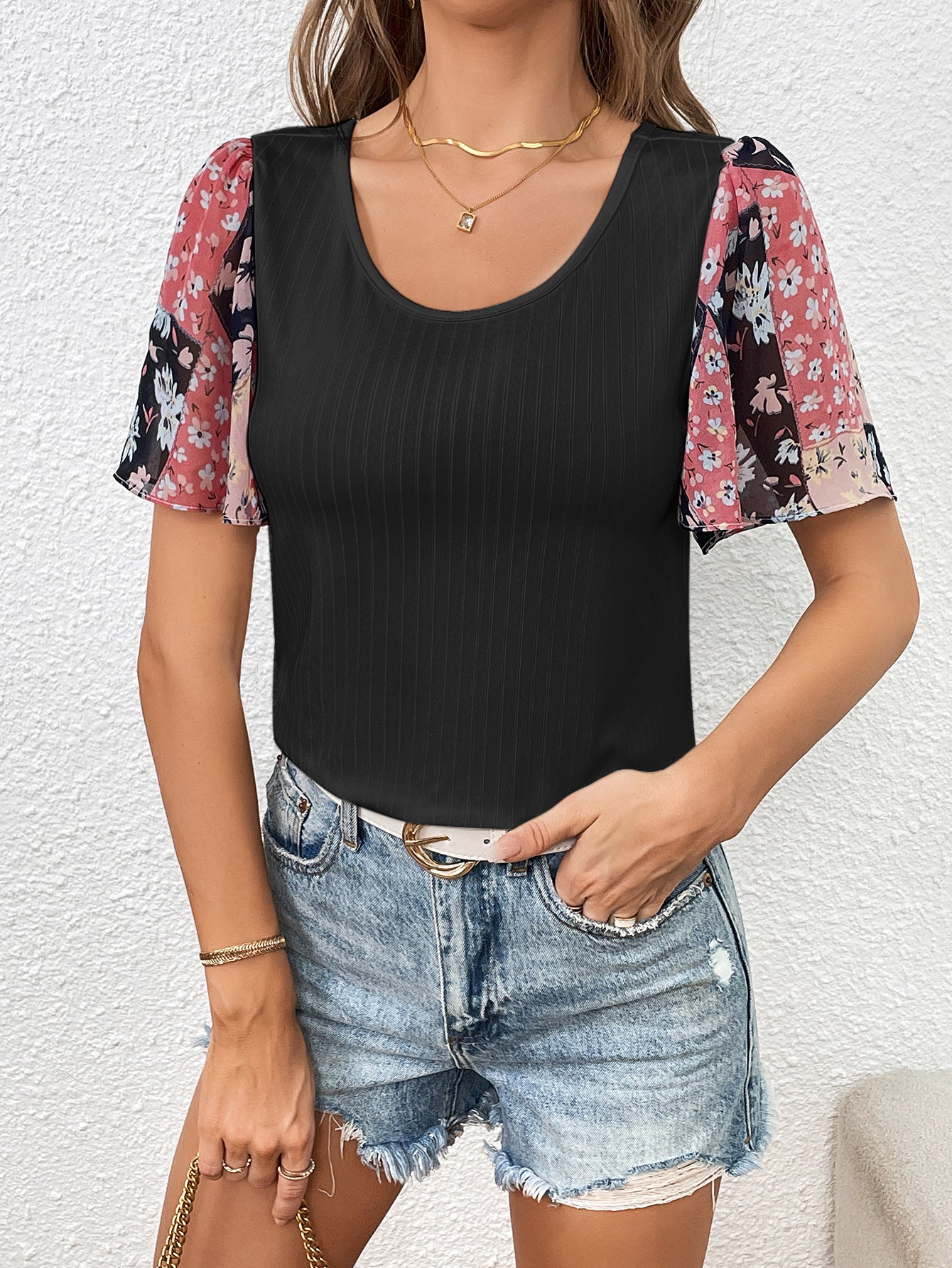 Women’s Printed Puff Sleeve Round Neck Tee