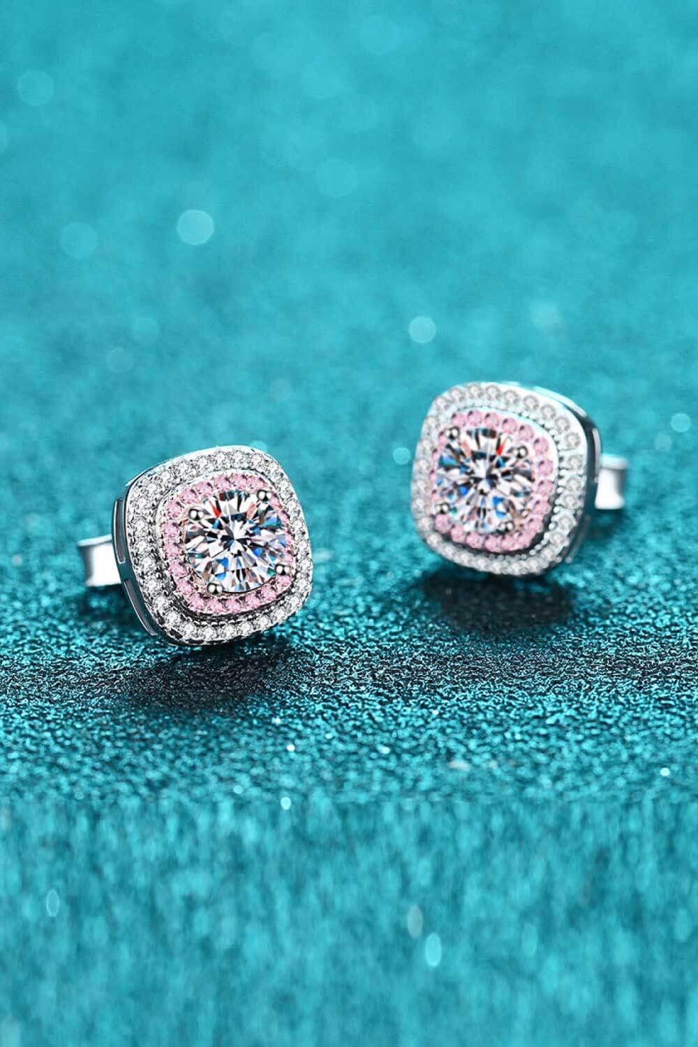 Women’s Geometric Moissanite Stud Earrings