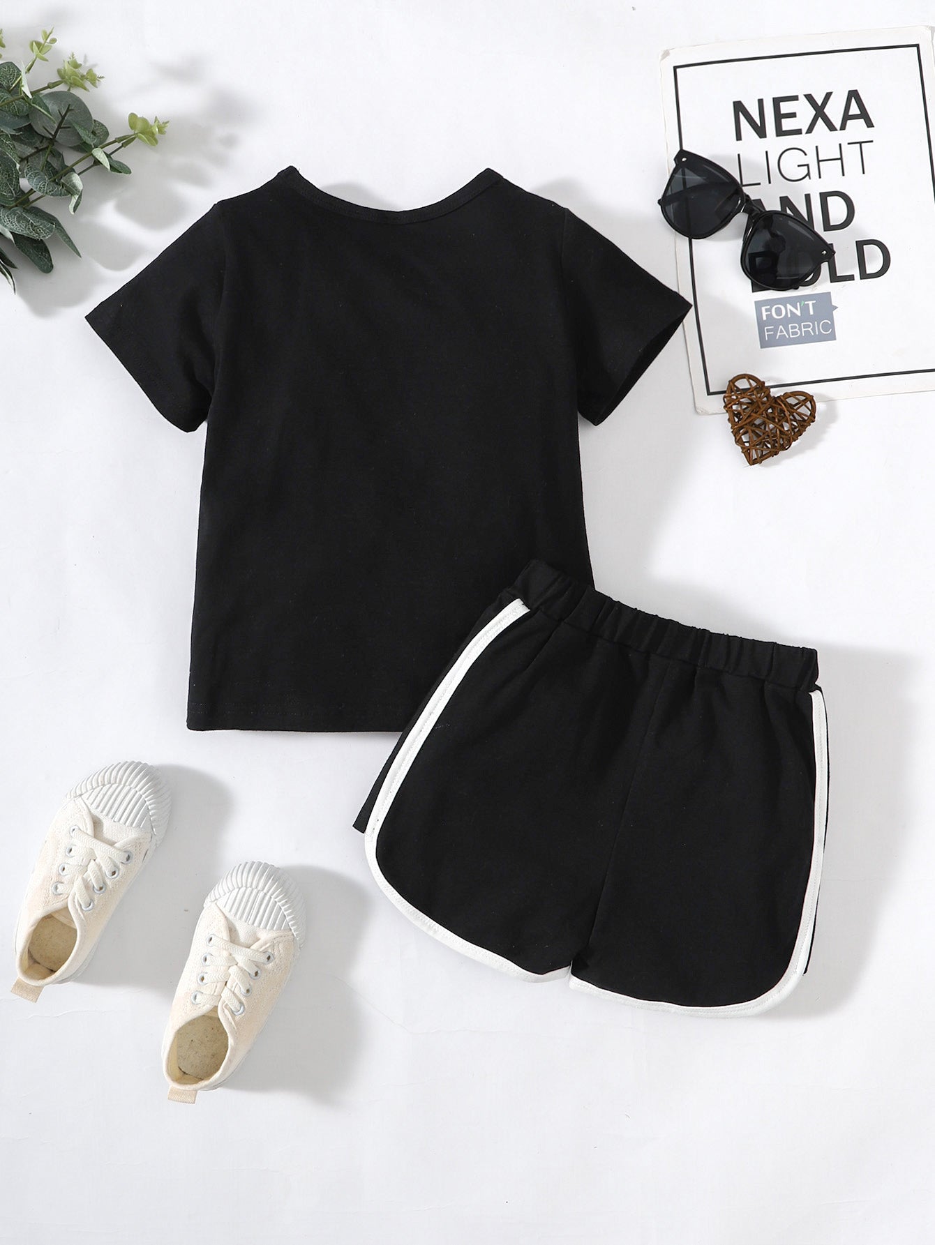 Children’s Girls Heart Print T-Shirt and Side Stripe Shorts Set