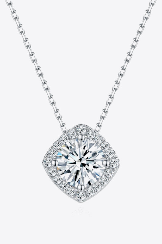 Women’s 1 Carat Moissanite Geometric Pendant Necklace