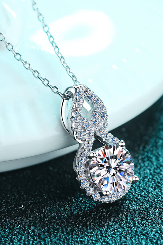 Women’s 1 Carat Moissanite Pendant Necklace