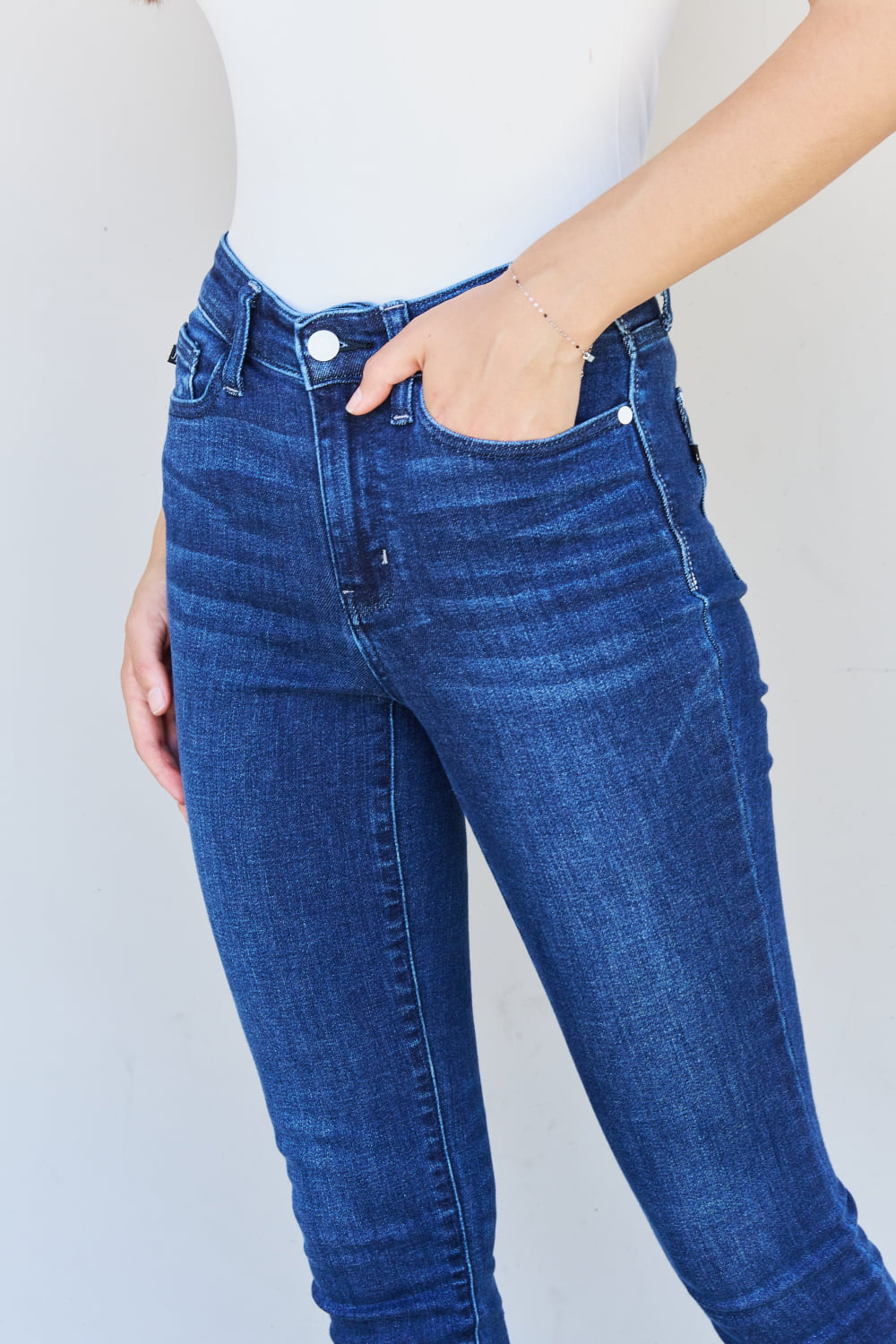 Women’s Judy Blue Marie Full Size Mid Rise Crinkle Ankle Detail Skinny Jeans