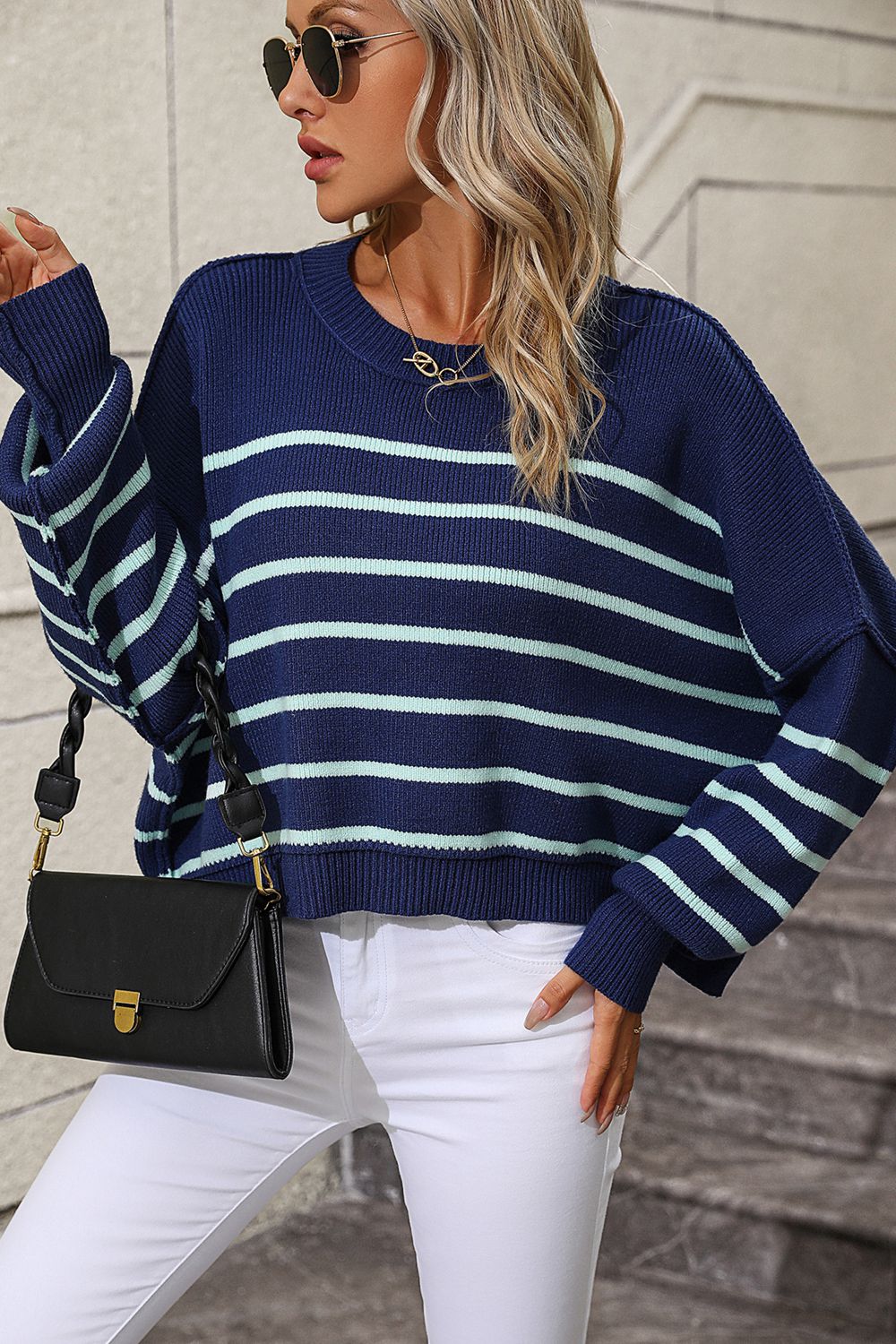 Women’s Striped Dropped Shoulder Round Neck Pullover Sweater