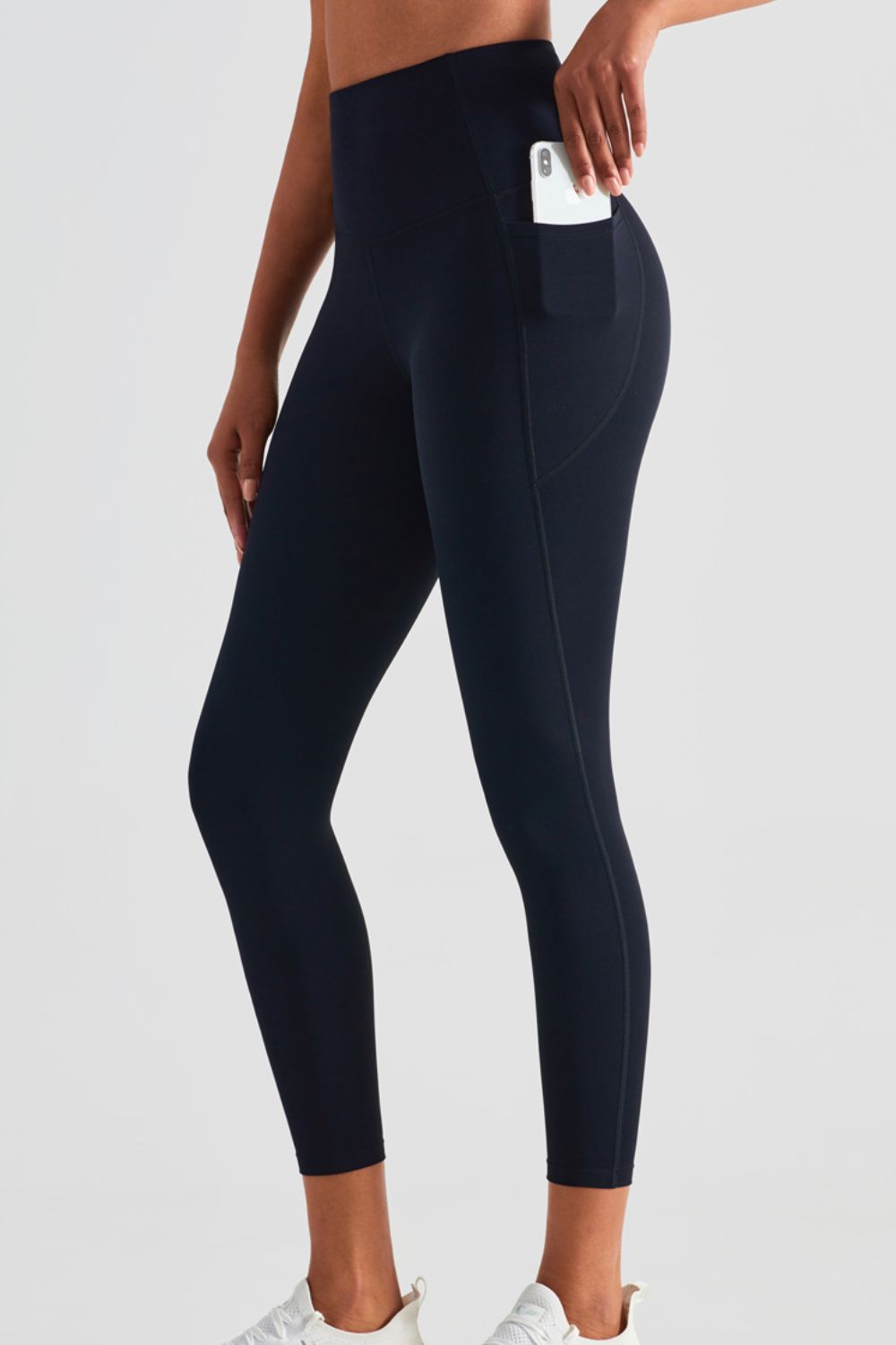 Women’s Wide Waistband Sports Leggings with Pockets