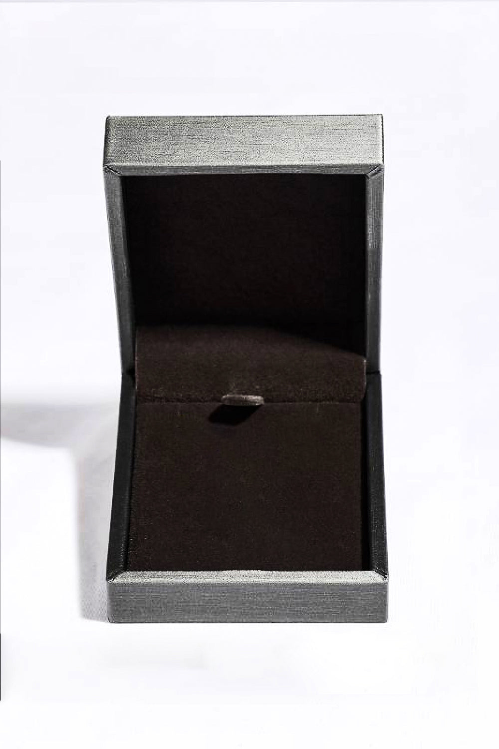 Women’s Platinum-Plated 1 Carat Moissanite Pendant Necklace
