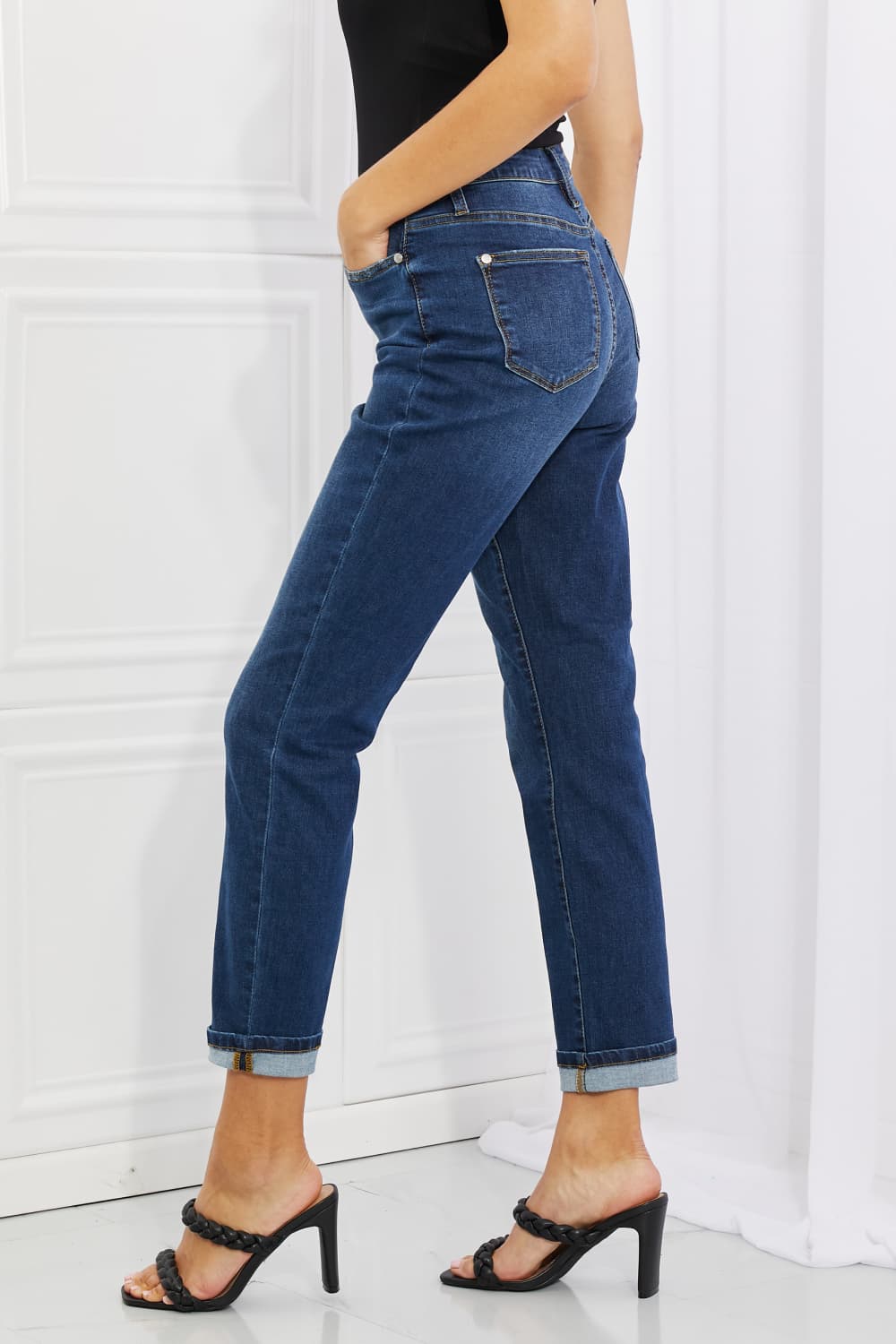 Women’s Judy Blue Crystal Full Size High Waisted Cuffed Boyfriend Jeans