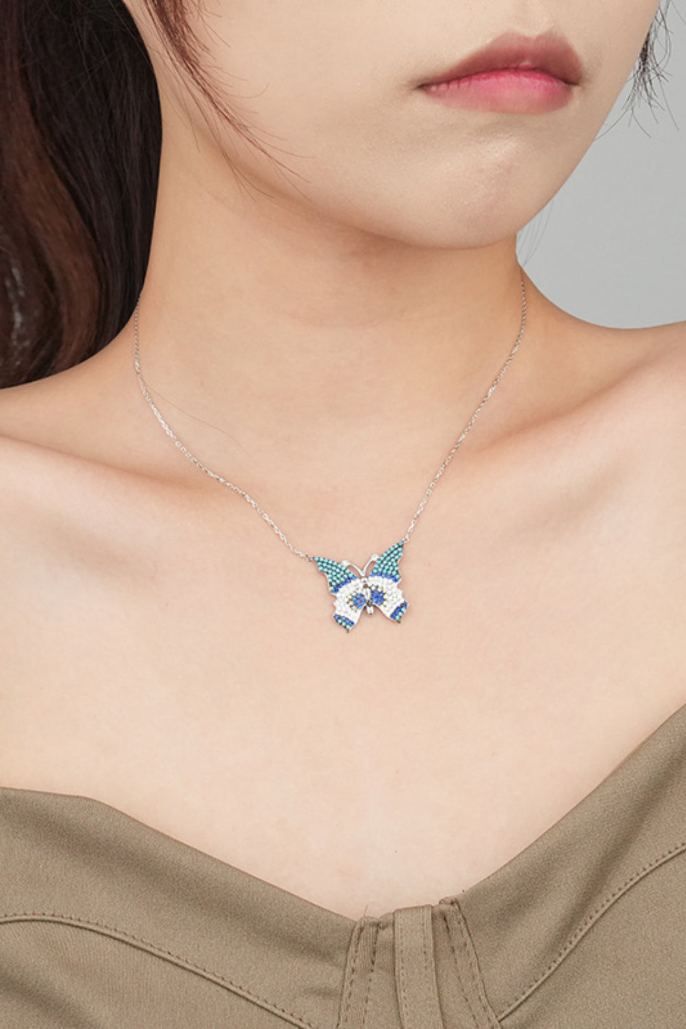 Women’s Butterfly Pendant Zircon Necklace