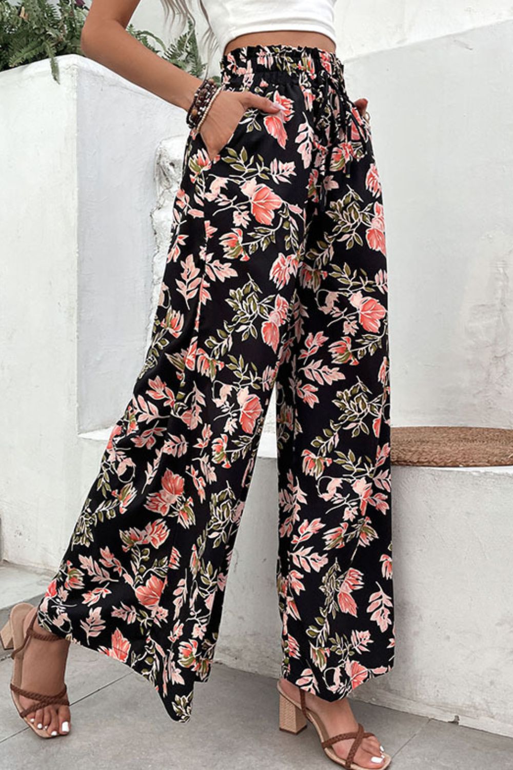 Women’s Floral Pull-On Wide Leg Pants