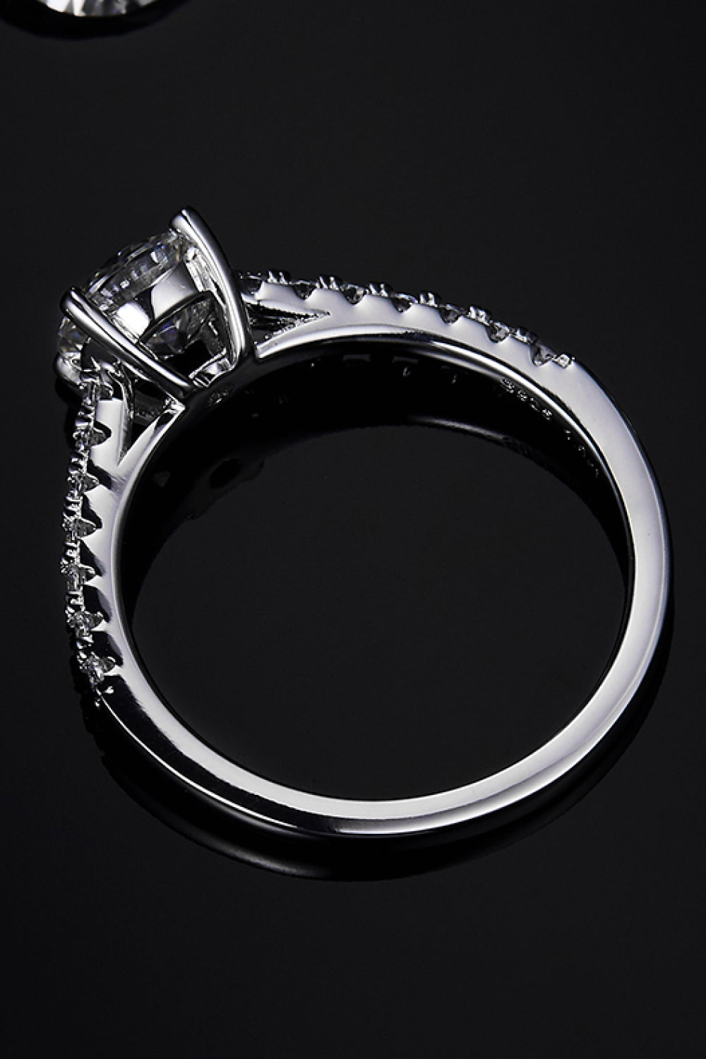 Women’s 1 Carat Moissanite 925 Sterling Silver Side Stone Ring