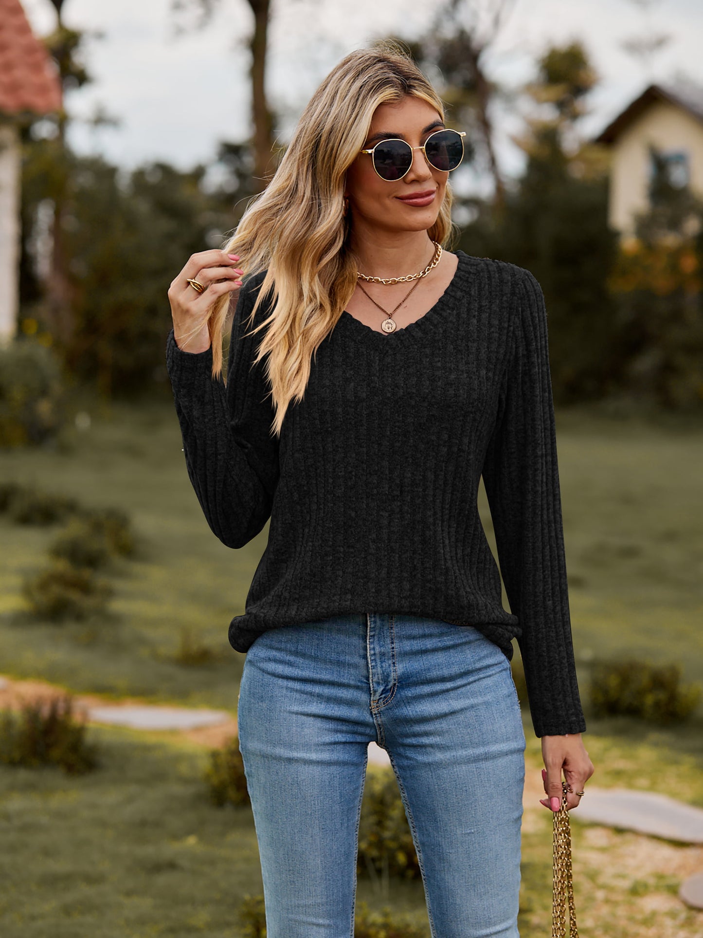 Women’s Ribbed V-Neck Long Sleeve Tee